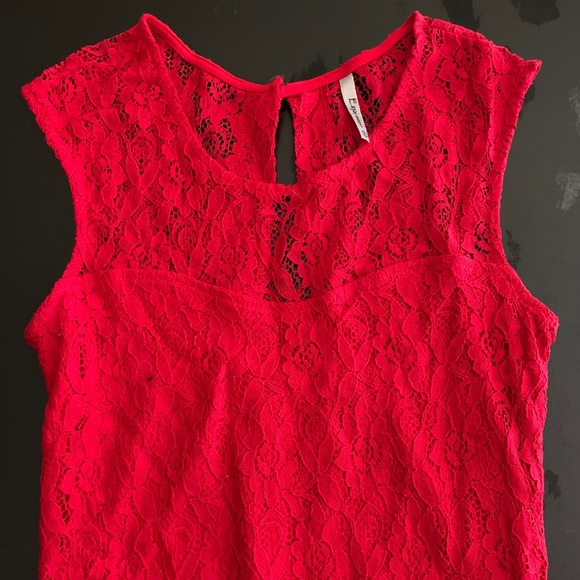 Espresso Red Lace Dress - Picture 2 of 4